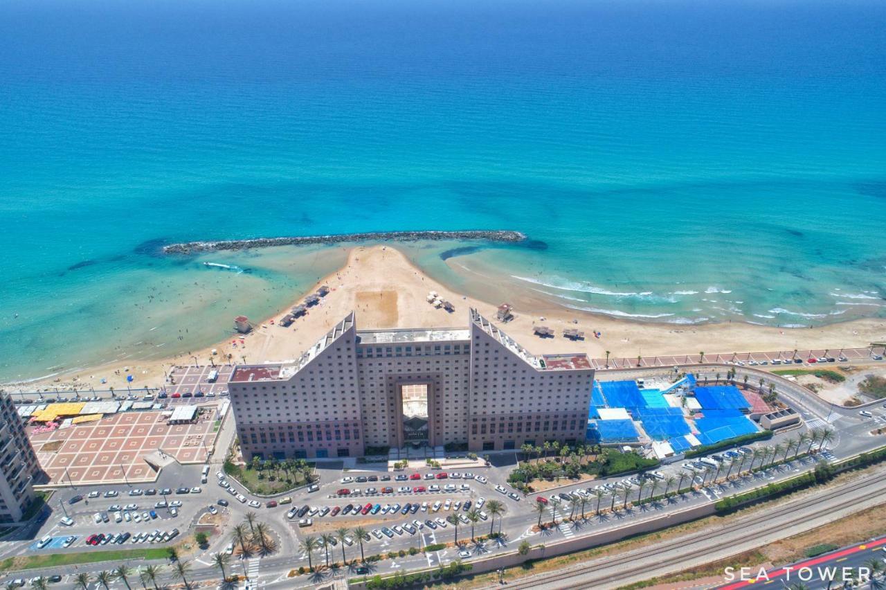 Almogim- Almog Building Haifa Kültér fotó